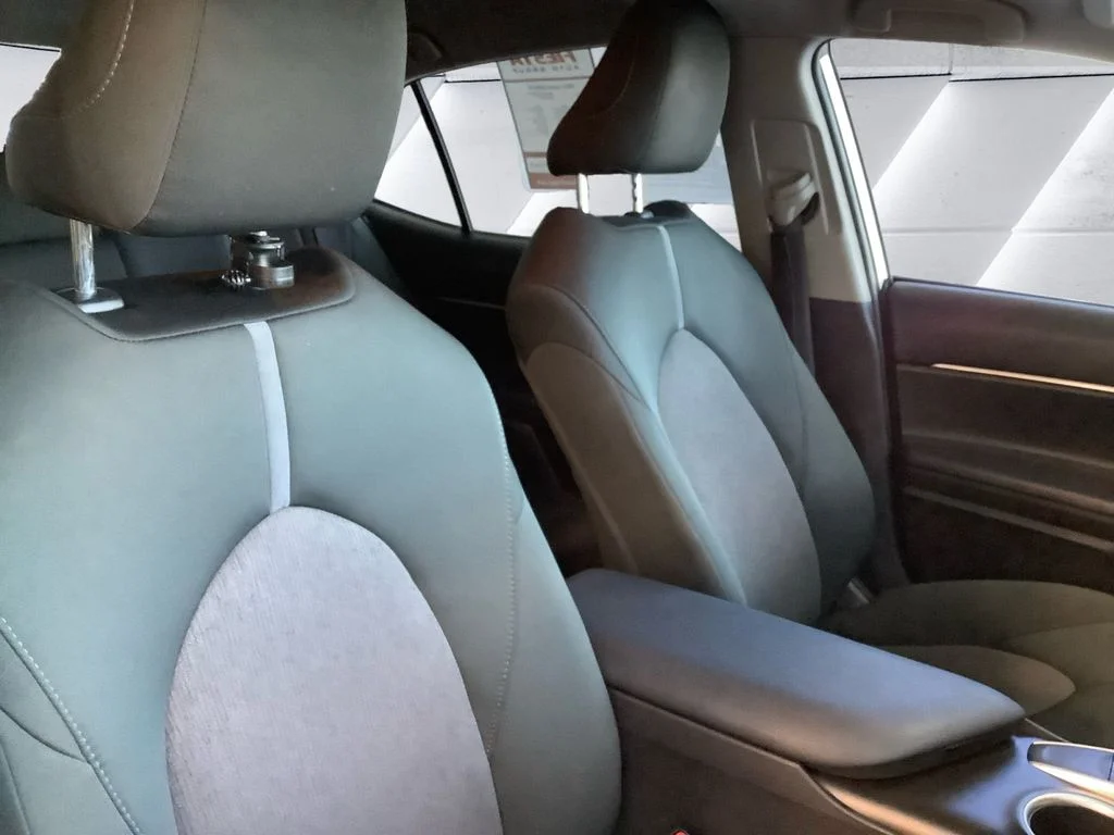 Used 2023 Silver Toyota LE image 14