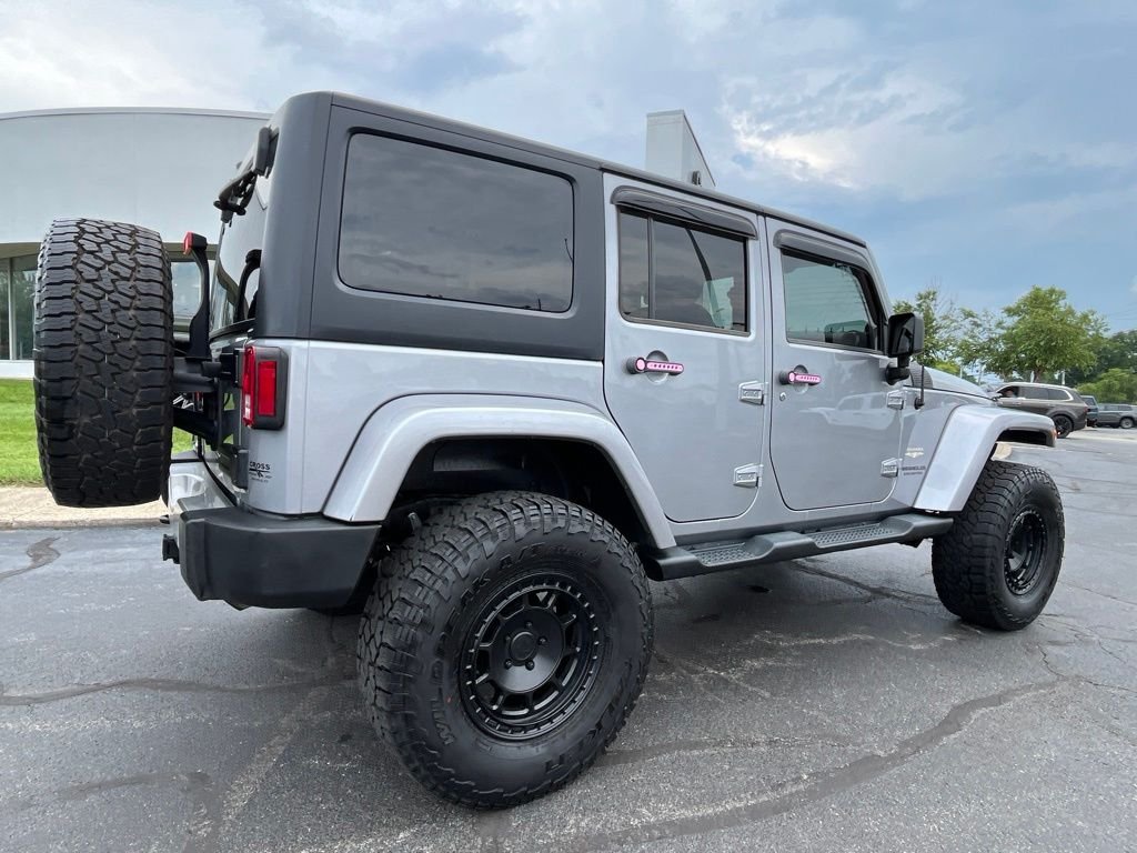 Used 2014 Billet Metallic Clearcoat Jeep Unlimited Sahara image 43
