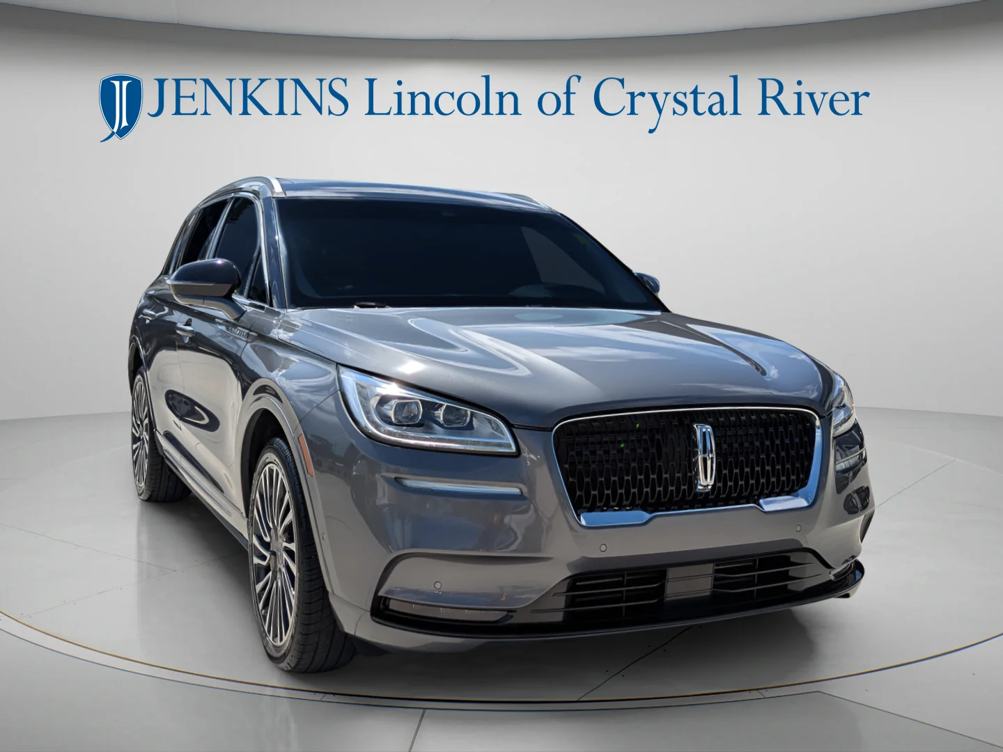 Used 2021 Gray Lincoln Reserve image 10