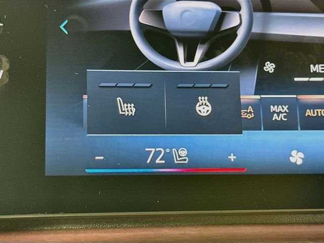 New 2026 White Metallic BMW xDrive28i image 20