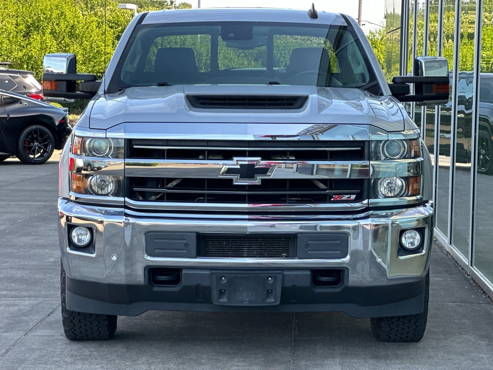 Used 2018 Silver Ice Metallic Chevrolet LTZ image 8