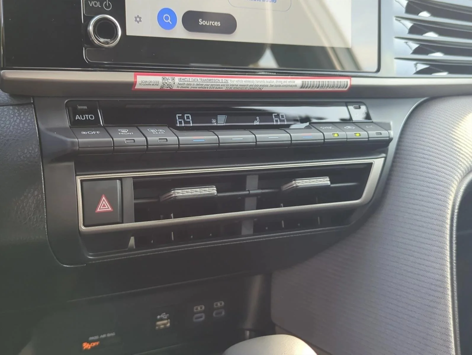Used 2026 Ice Cap Toyota SE image 23