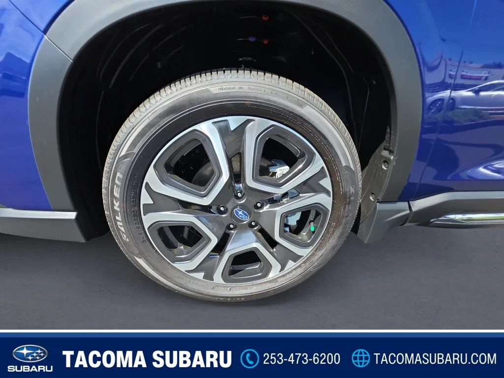 2026 Subaru Ascent Limited - Photo 9
