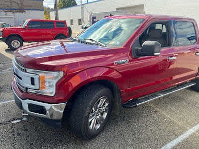 Used 2019 Ruby Red Metallic Tinted Clearcoat Ford XLT image 2