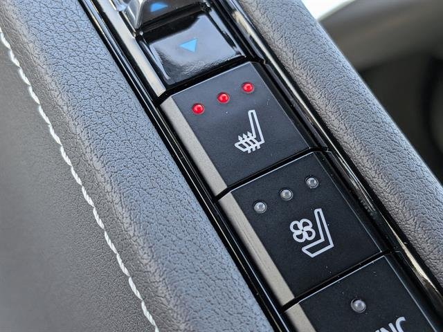 2023 Chevrolet Corvette 2LT - Photo 18
