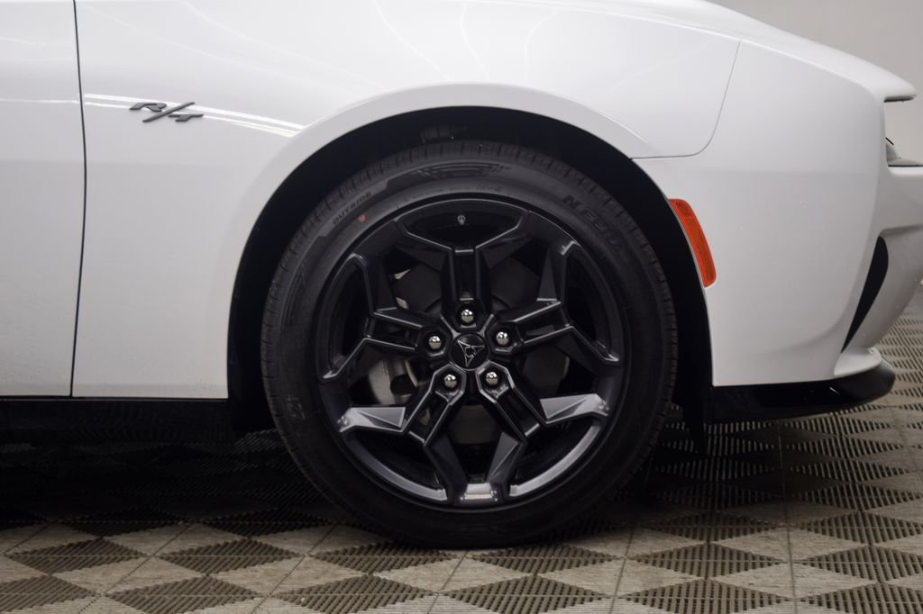 New 2026 White Knuckle Exterior Paint Dodge R/T image 11