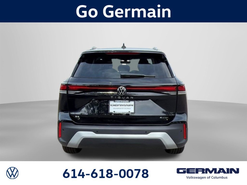 New 2026 Deep Black Pearl Volkswagen SE image 7