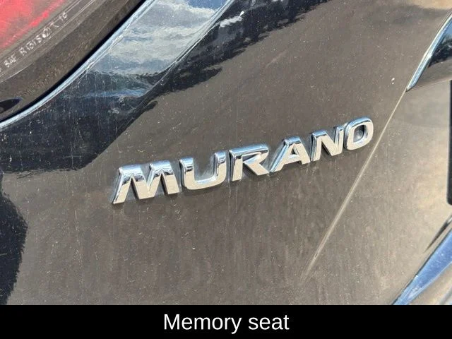 Used 2019 Black Nissan Platinum image 21