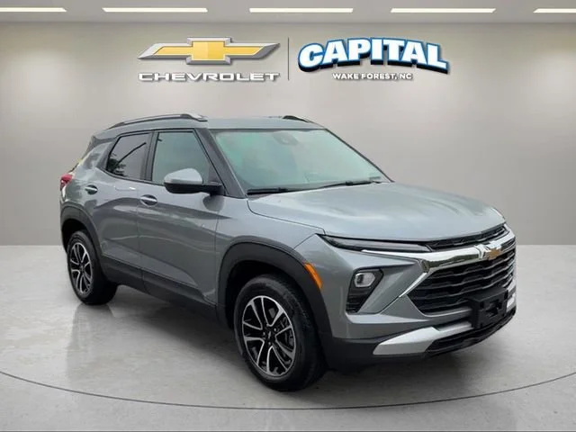 Used 2025 Sterling Gray Metallic Chevrolet LT image 8