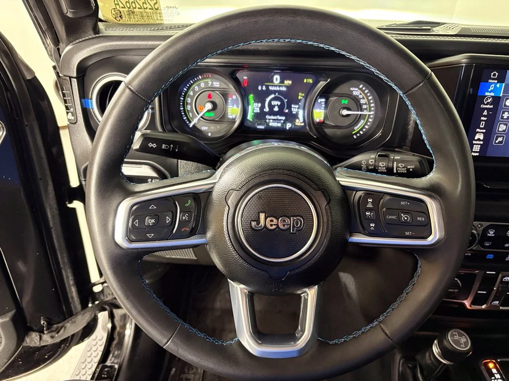 Used 2024 Black Jeep High Altitude 4xe image 18