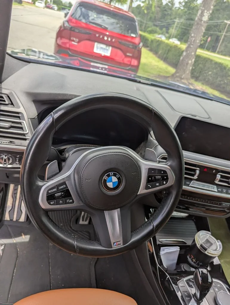 Used 2022 Blue Metallic BMW xDrive30i image 8