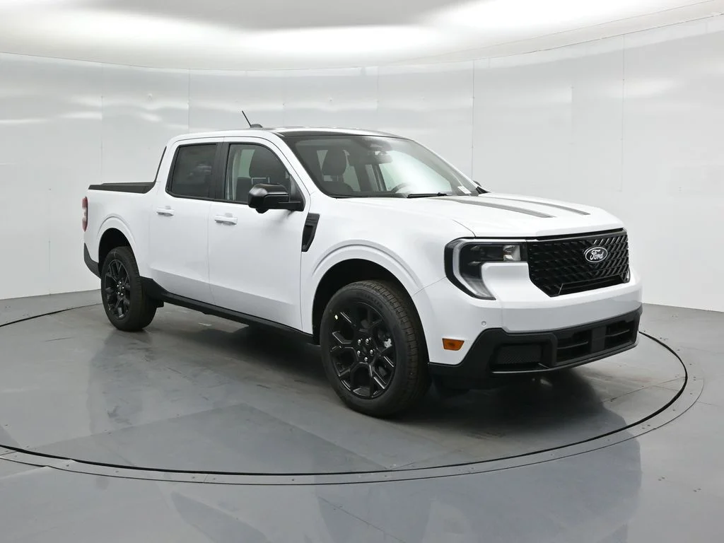 New 2026 Oxford White Ford Lariat image 56