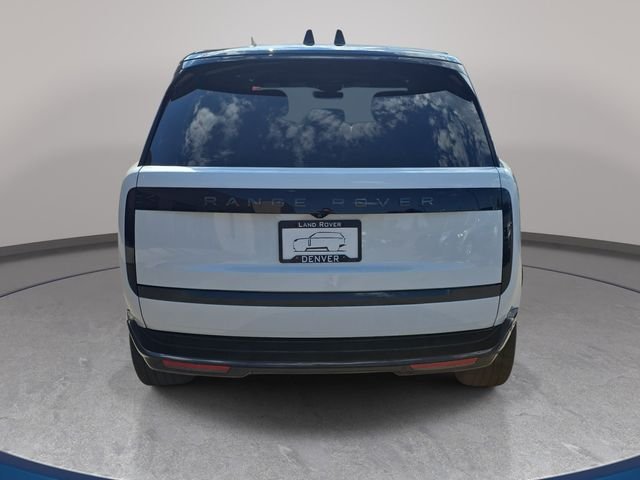 New 2026 Fuji White Land Rover SE LWB image 6