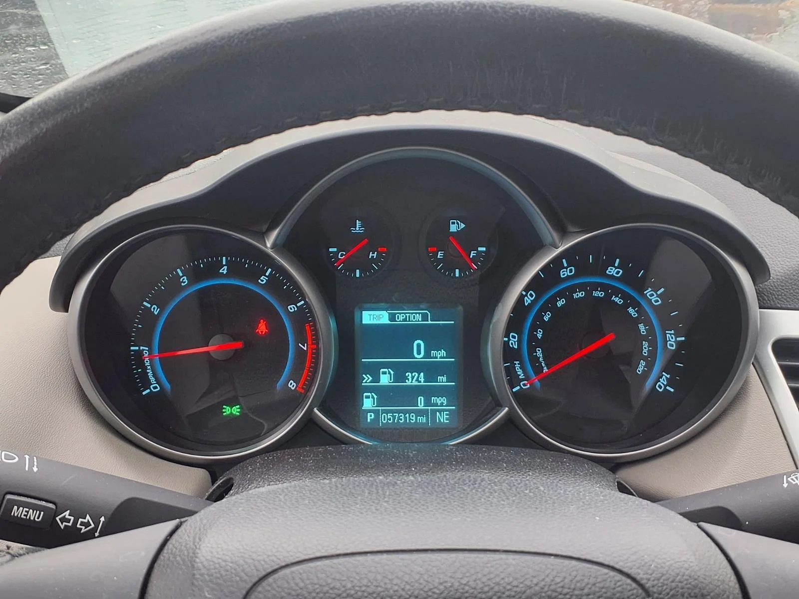 Used 2014 Silver Ice Metallic Chevrolet 1LT image 14