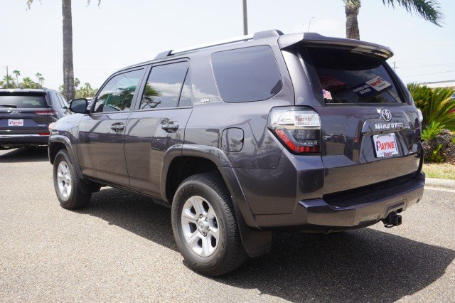 Used 2022  Toyota SR5 Premium image 10