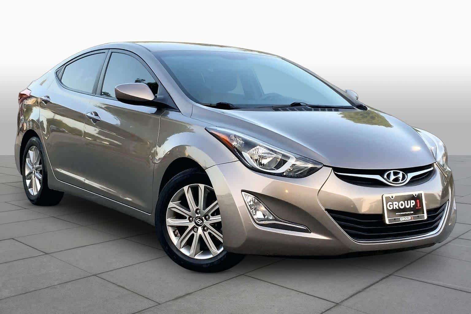 Used 2014 Desert Bronze Hyundai SE image 3