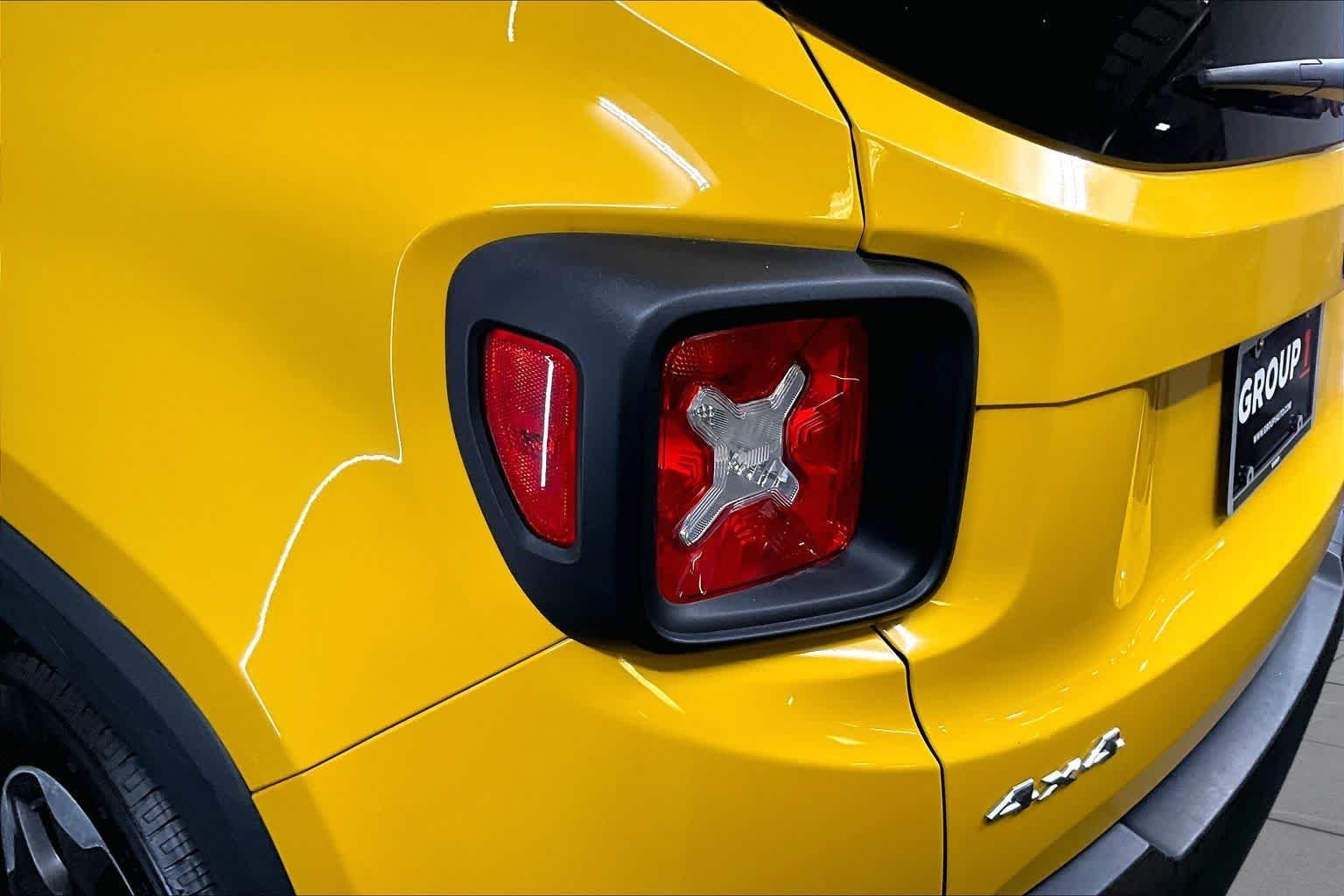 Used 2017 Solar Yellow Jeep Sport image 26