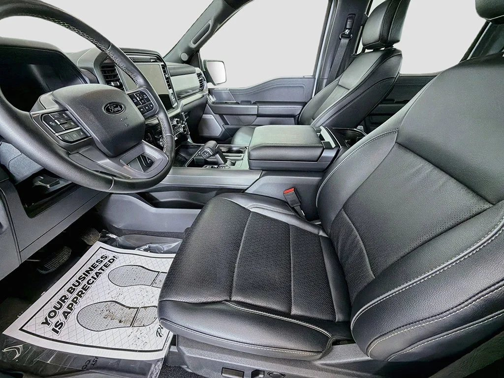 Used 2025 Space White Metallic Ford Lariat image 24