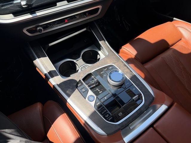 Used 2023 White BMW xDrive40i image 24