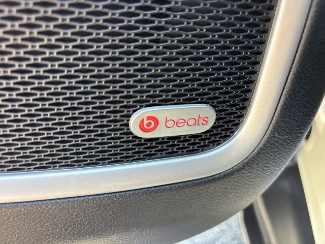 Used 2018 White Jeep Limited image 23