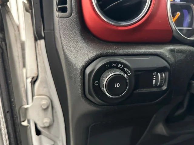 Used 2023 White Jeep Rubicon image 25