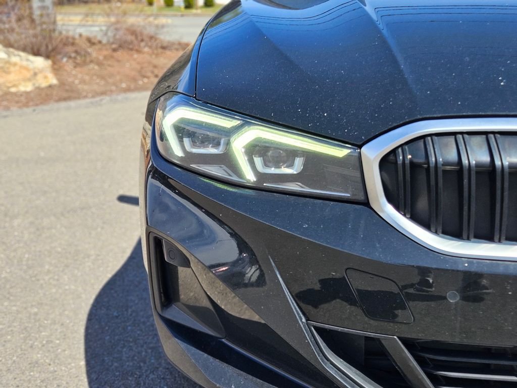 Used 2023 Jet Black BMW 330i xDrive image 9