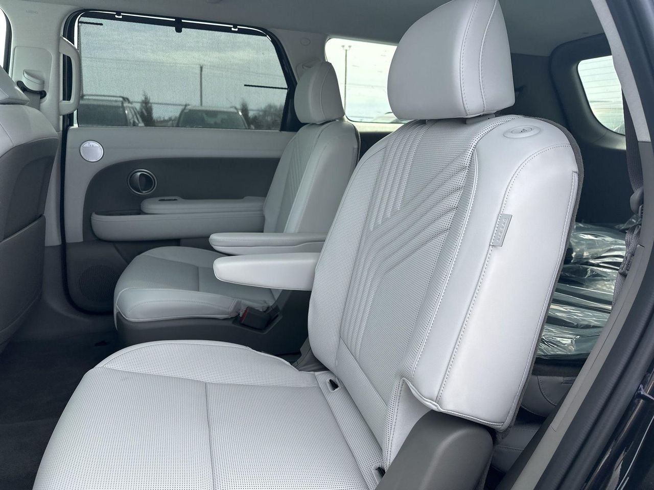 New 2026 Black Hyundai SEL Premium 7P image 97