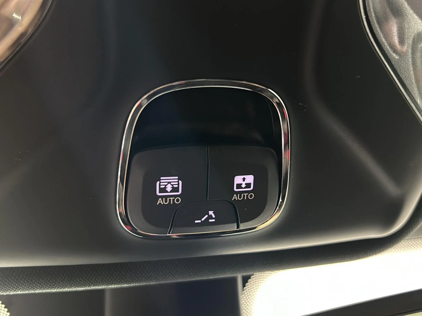 Used 2022 Black Jeep High Altitude image 28