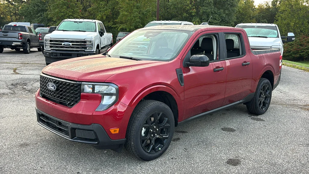 New 2026 Red Ford XLT image 2