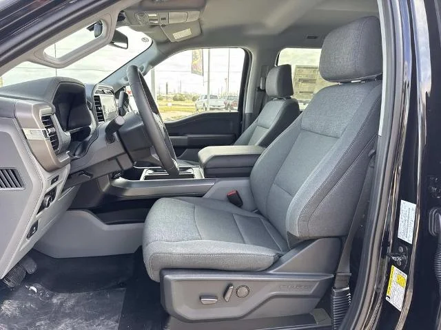 New 2026 Agate Black Metallic Ford XLT image 20