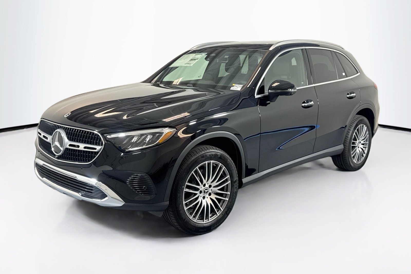 New 2026 Black Mercedes-Benz GLC 300 image 1