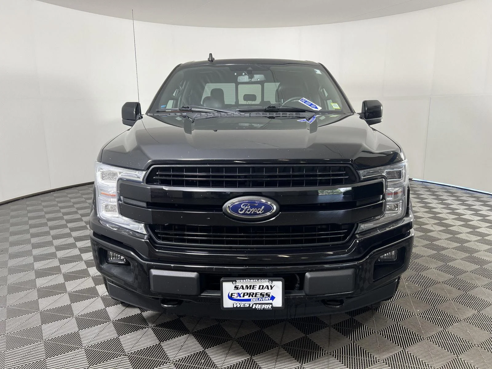 Used 2020 Agate Black Ford LARIAT image 8