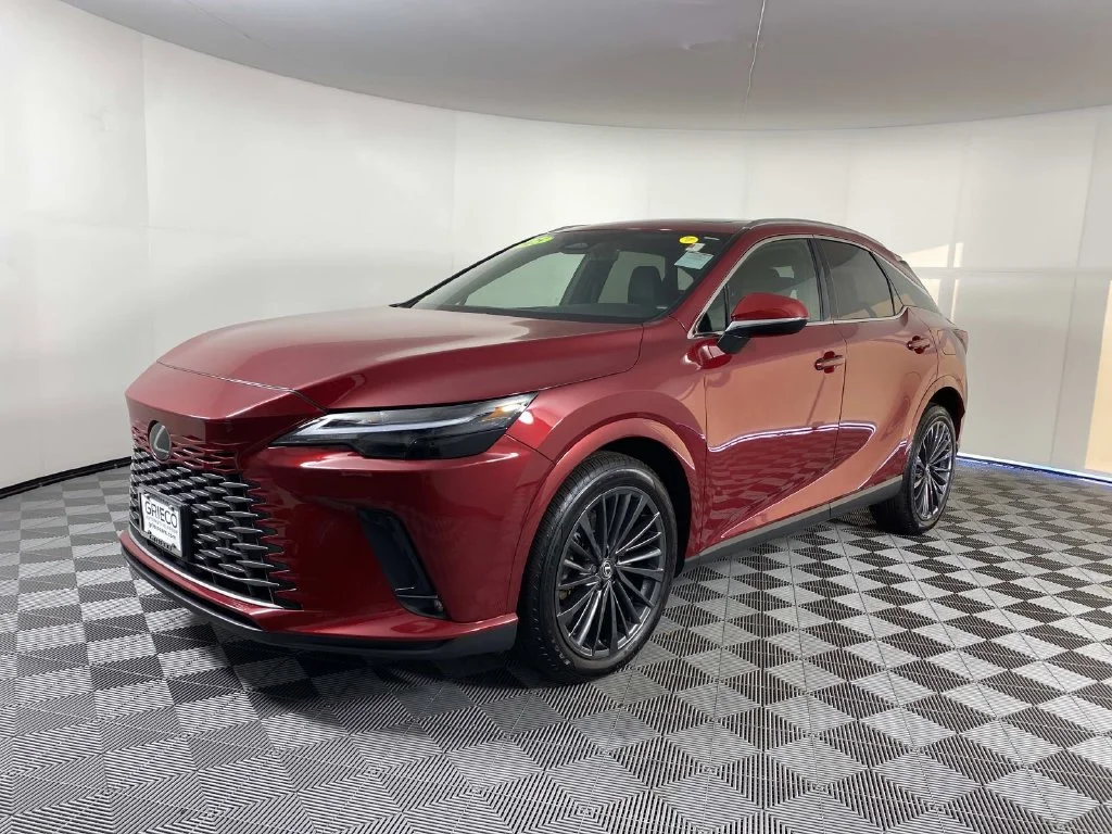 Used 2025 Matador Red Mica Lexus 350 Premium image 4