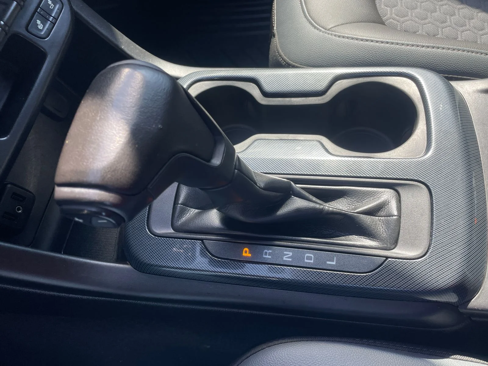 Used 2021 Gray Chevrolet Z71 image 18