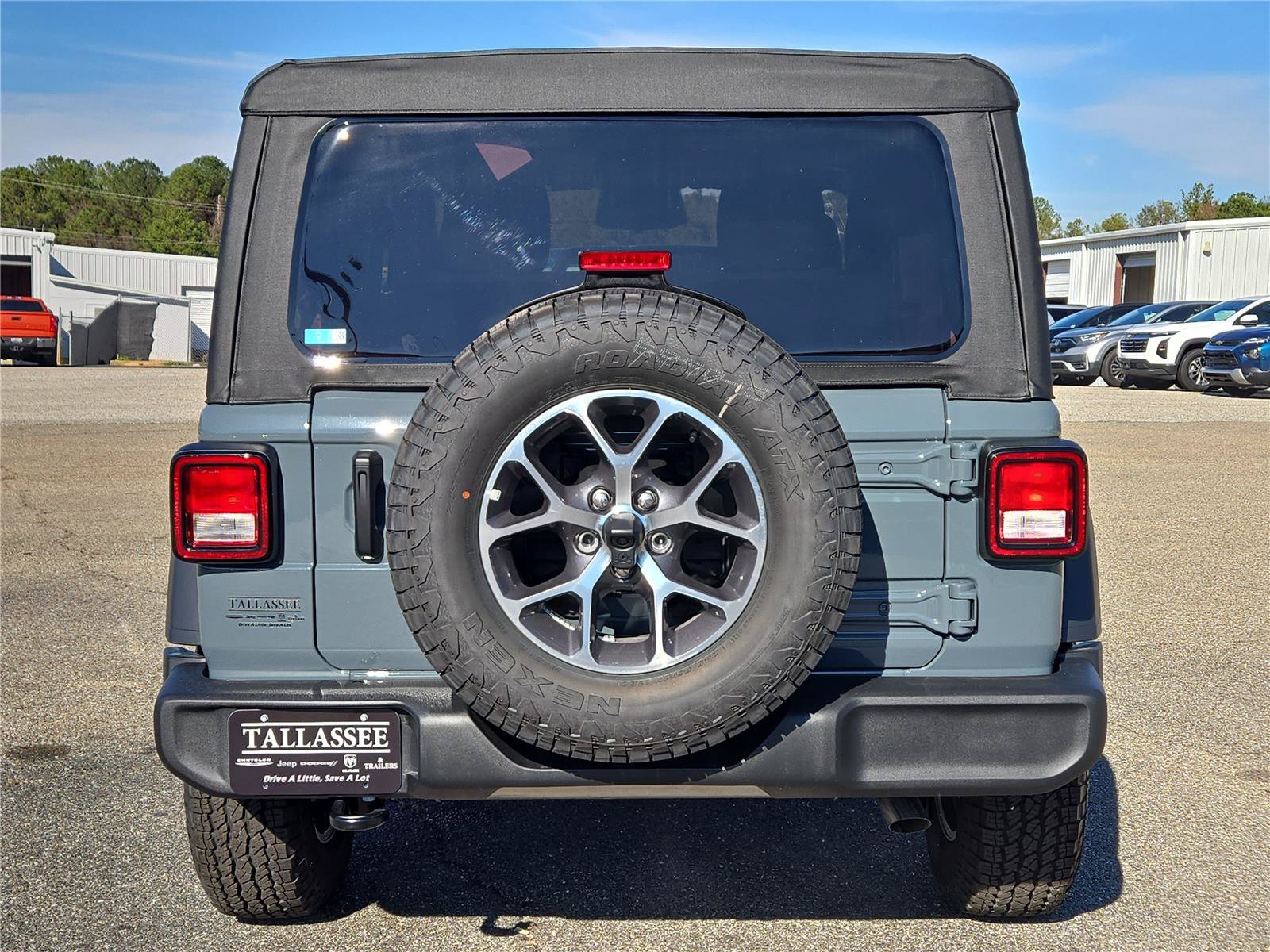 New 2026 Anvil Clearcoat Jeep Sport S image 7