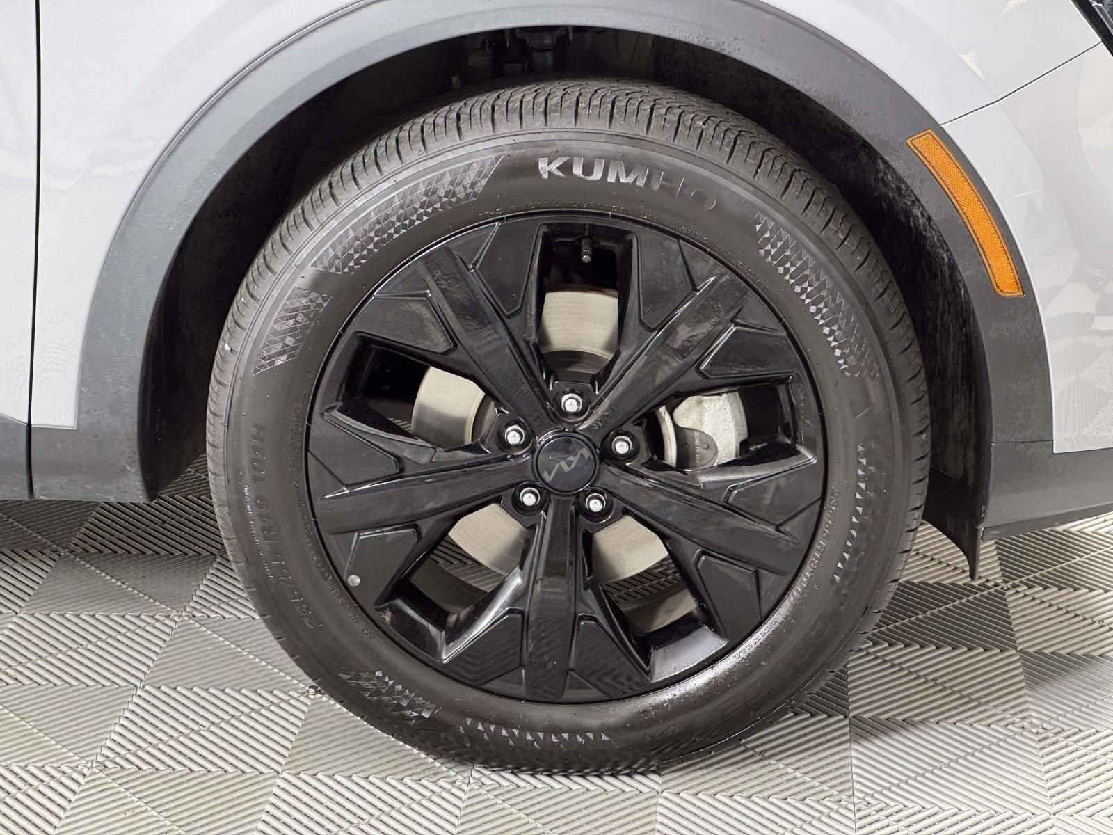 Used 2025 Gray Kia X-Line image 29