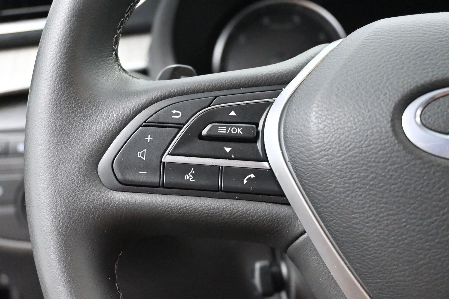 Used 2024 Black Obsidian INFINITI SENSORY image 19