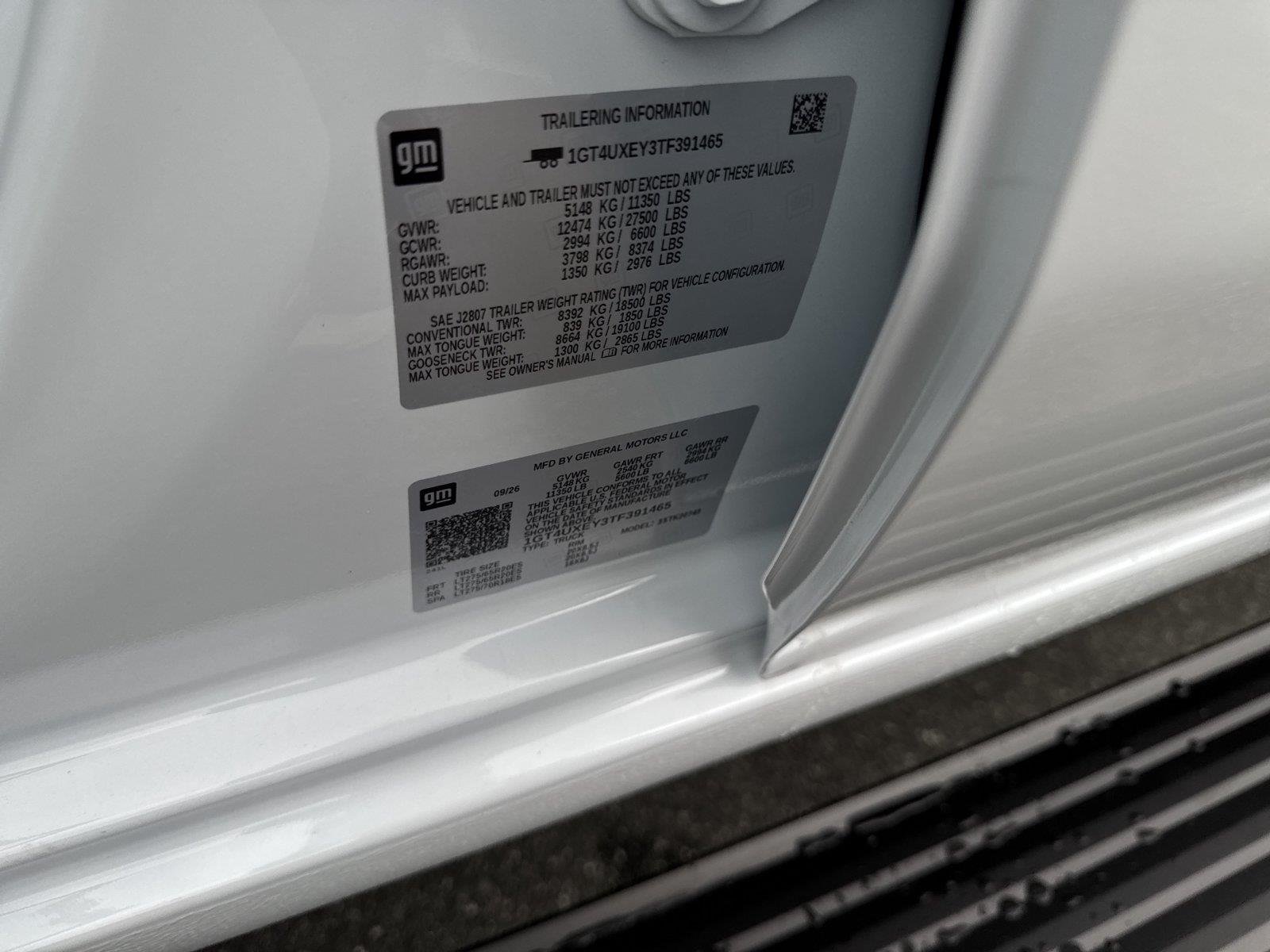 New 2026 Glacier White Tricoat GMC Denali Ultimate image 40