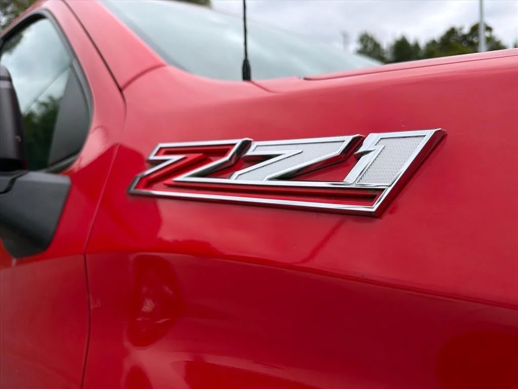 Used 2020 Red Hot Chevrolet Custom Trail Boss image 18