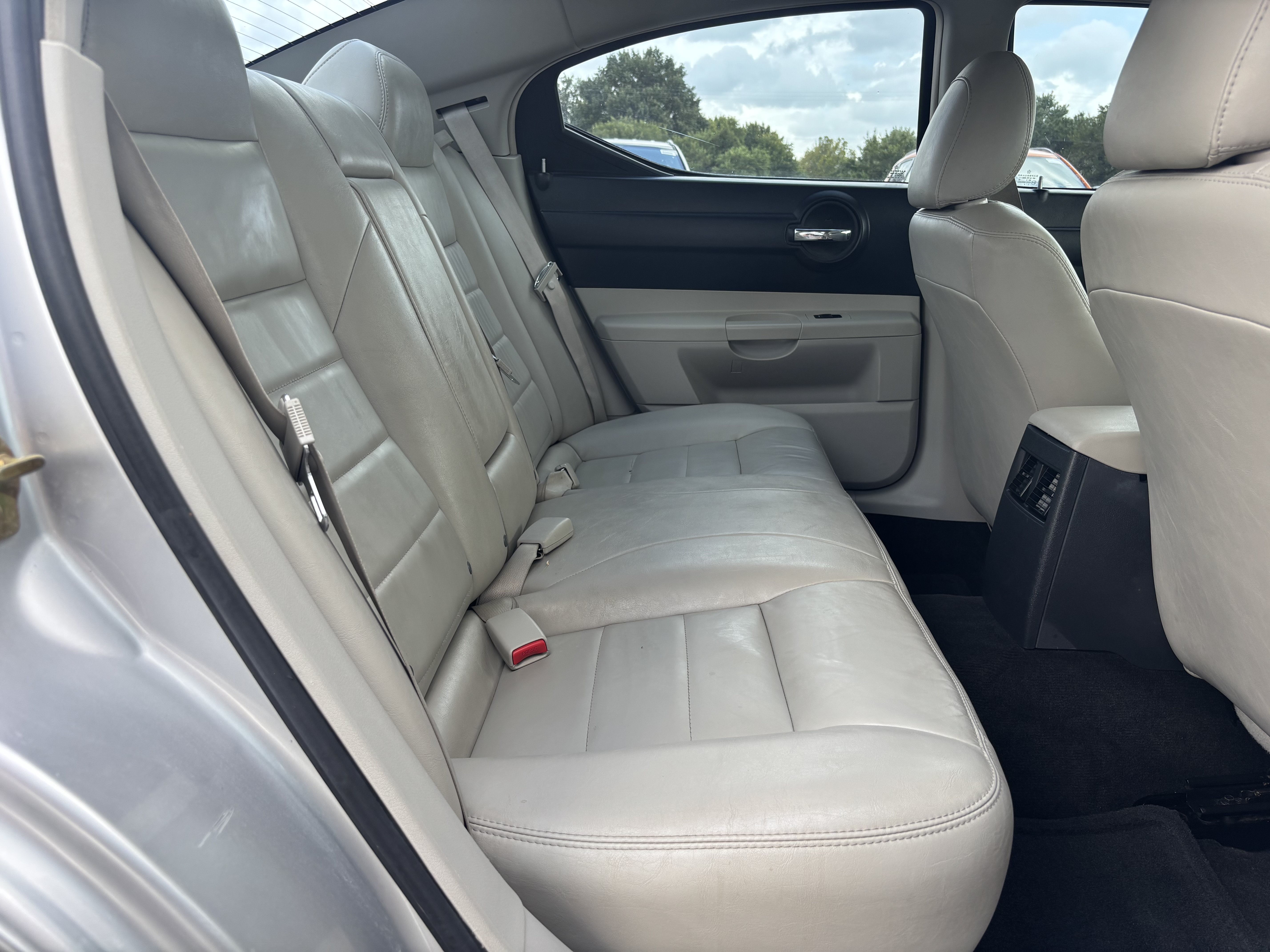 Used 2006  Dodge R/T image 22