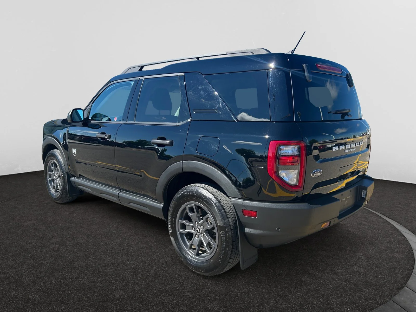 Used 2024 BLACK Ford BIG BEND image 3