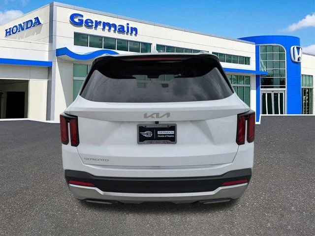 Used 2025 White Pearl Kia S image 6