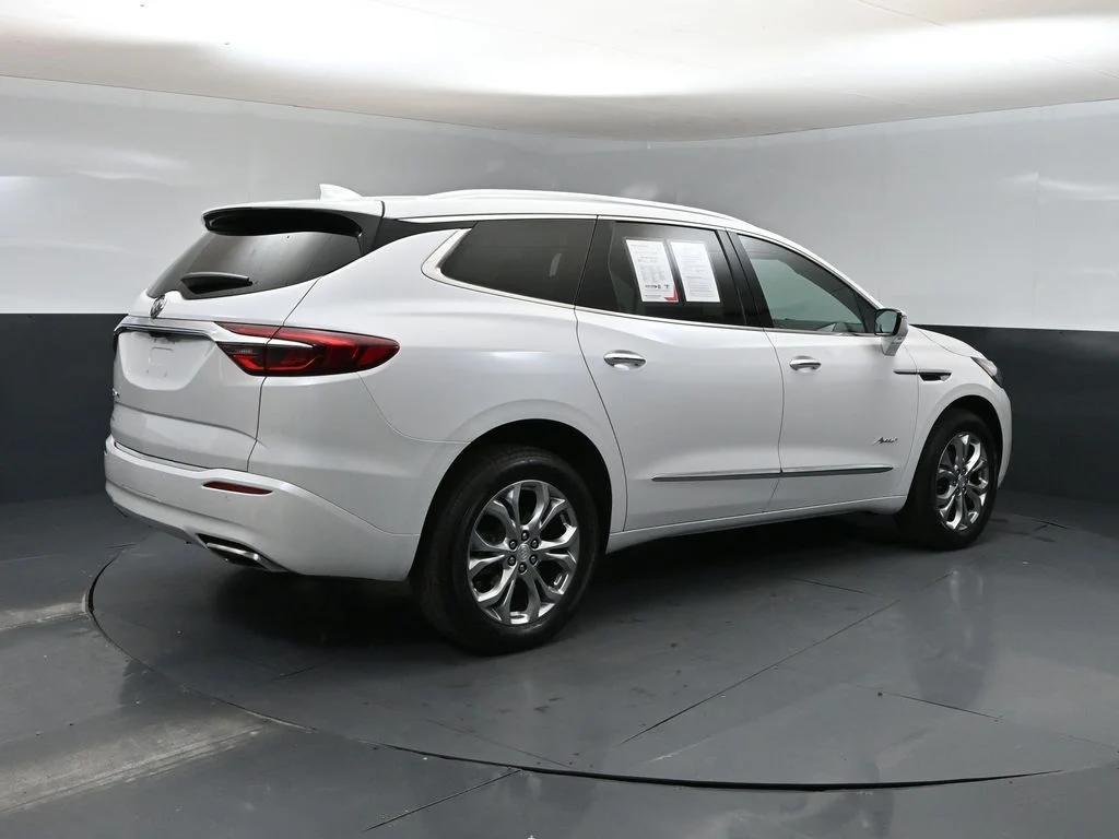 Used 2021 White Frost Buick Avenir image 4