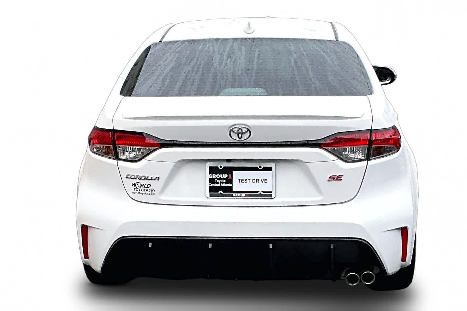 Used 2024 Ice Cap Toyota SE image 5
