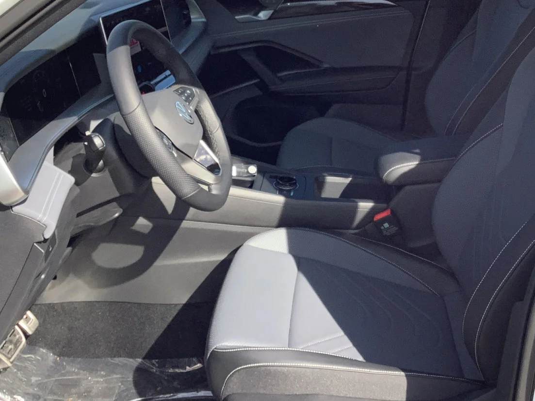 New 2026 Opal White Pearl Volkswagen SE R-Line Black image 22