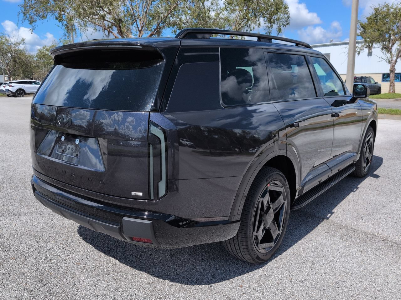 New 2027 Panthera Metal Kia X-Line EX image 5