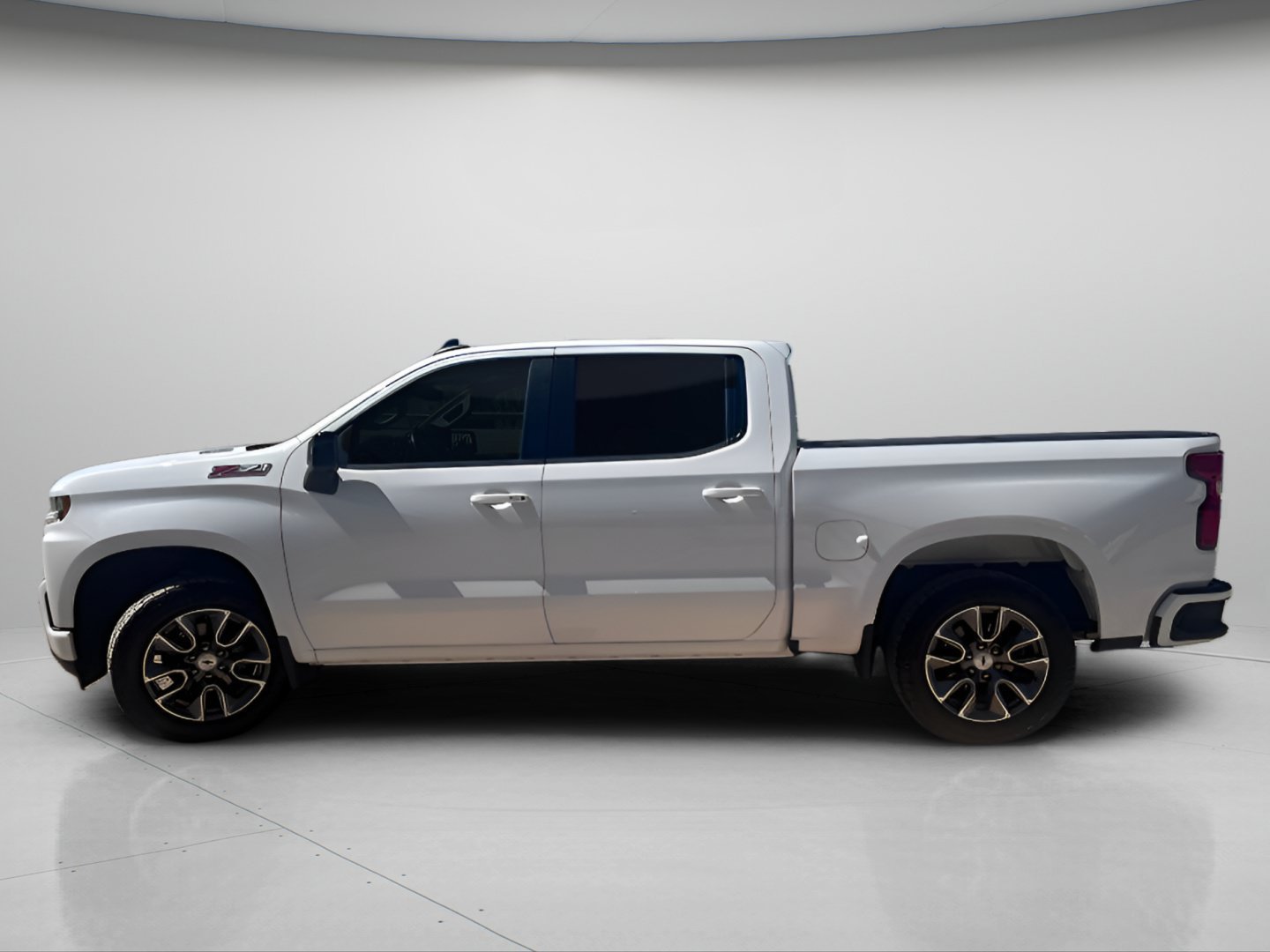 Used 2022 Summit White Chevrolet RST image 13