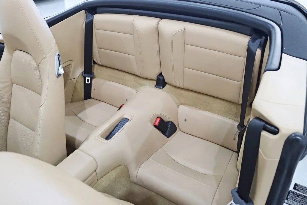 Used 2014 White Porsche Carrera image 27