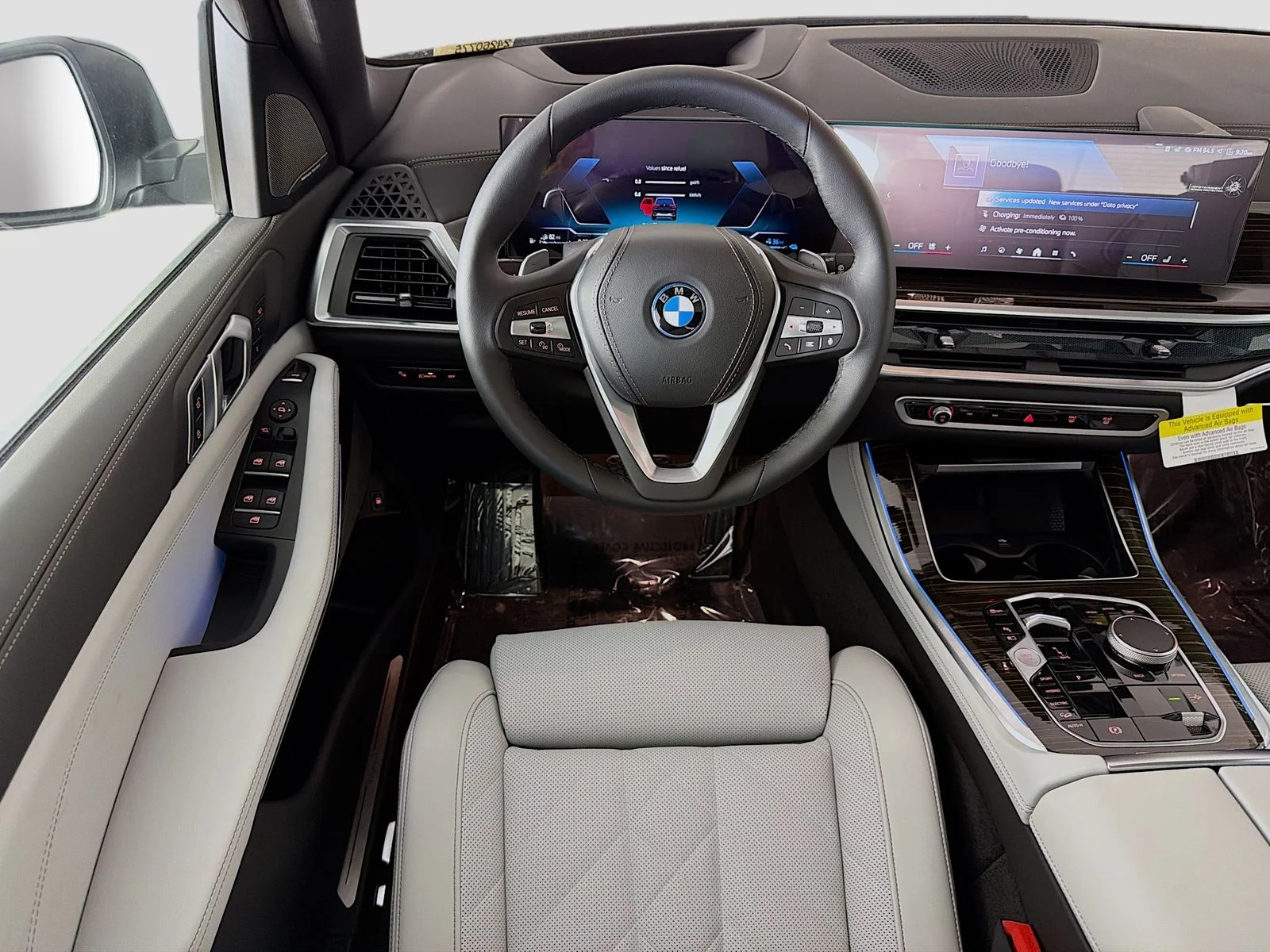 2026 BMW X5 50e - Photo 24