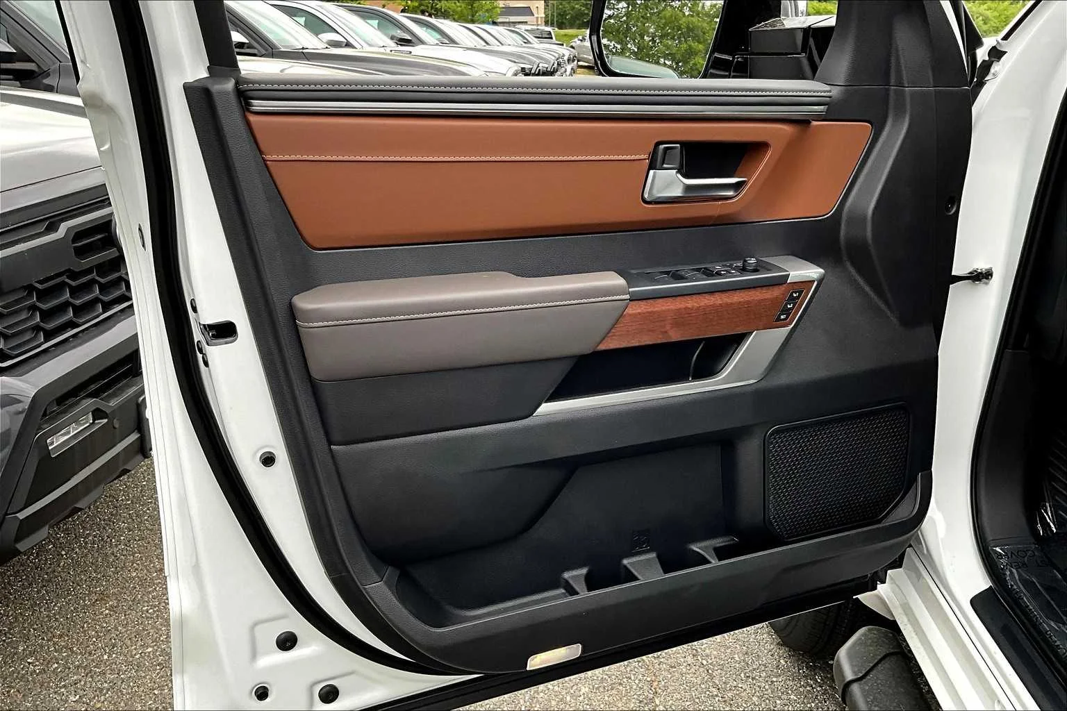 Used 2025 Wind Chill Pearl Toyota 1794 Edition image 10